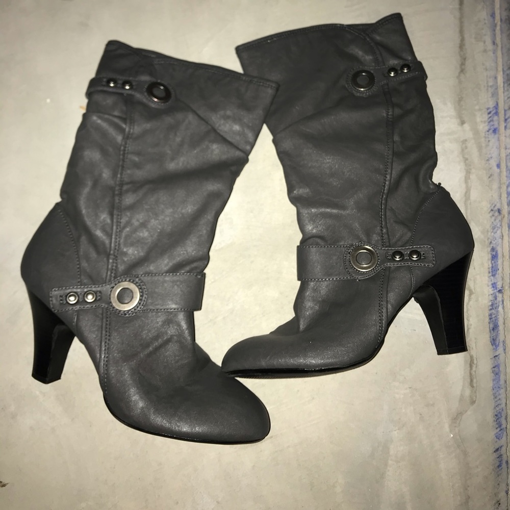 Women’s heel boots
